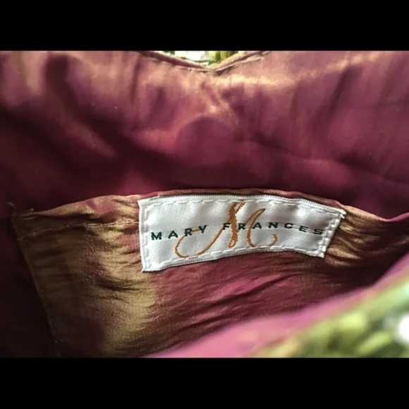 Exquisite Handcrafted Mary Frances Crossbody Bag - EUC - Picture 13 of 15